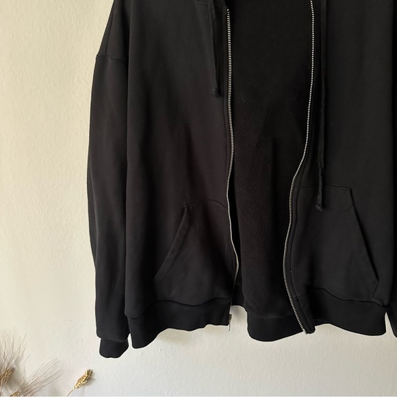 Reformation Paige Zip Hoodie in Black Size Medium - Picture 8 of 12